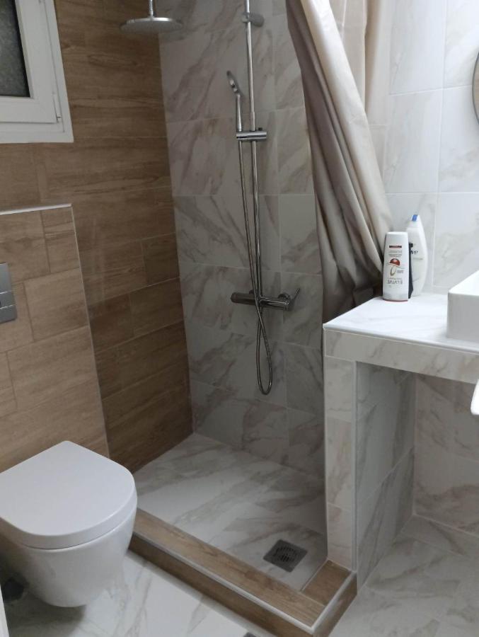 Apartment In The Center Near The Sea Кавала Екстериор снимка