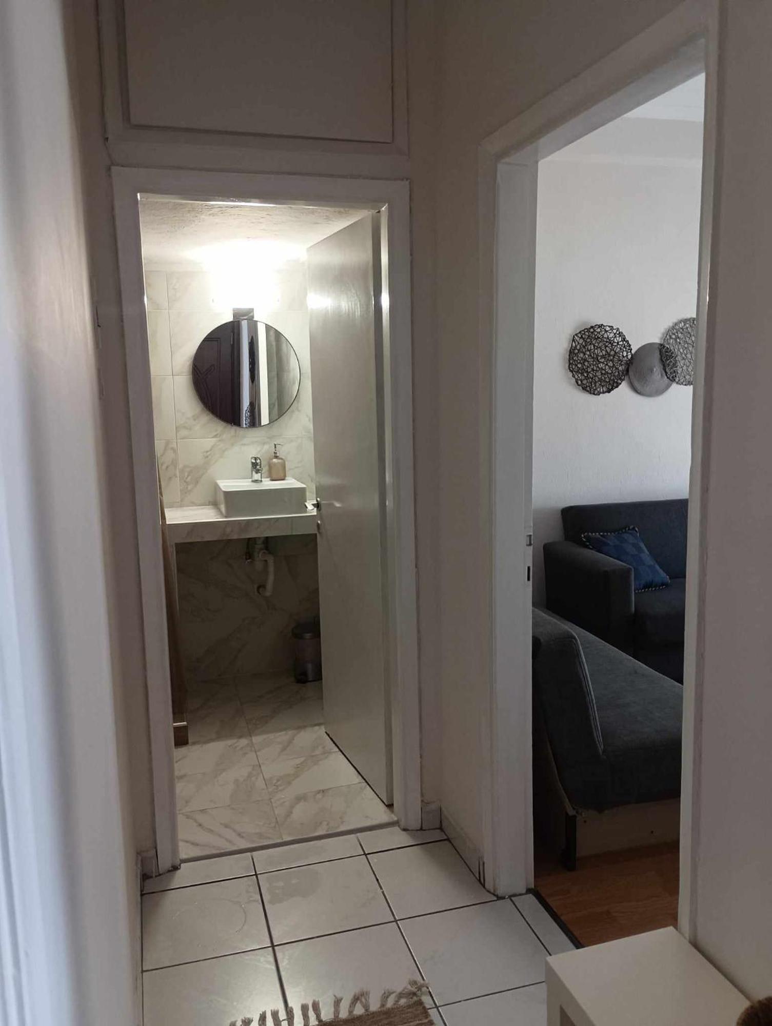 Apartment In The Center Near The Sea Кавала Екстериор снимка